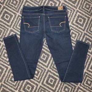 Women’s American Eagle dark wash jegging
